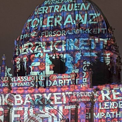 Berliner Dom beim Festival of Lights